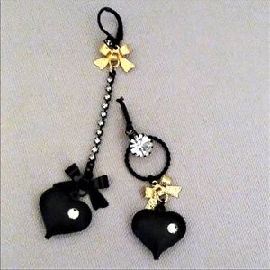Betsey Johnson mismatch heart earrings
